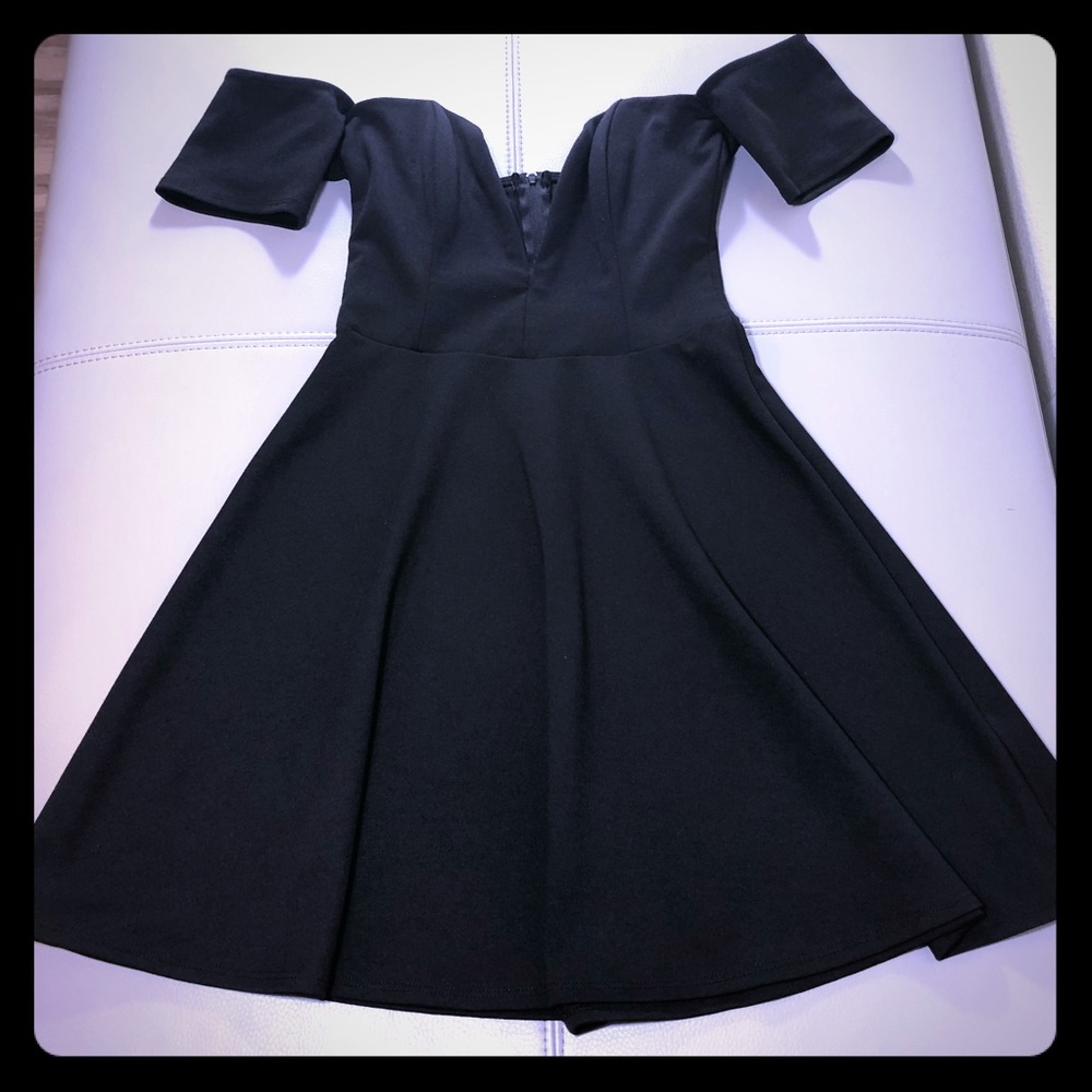 Black Sweetheart Plunge Dress